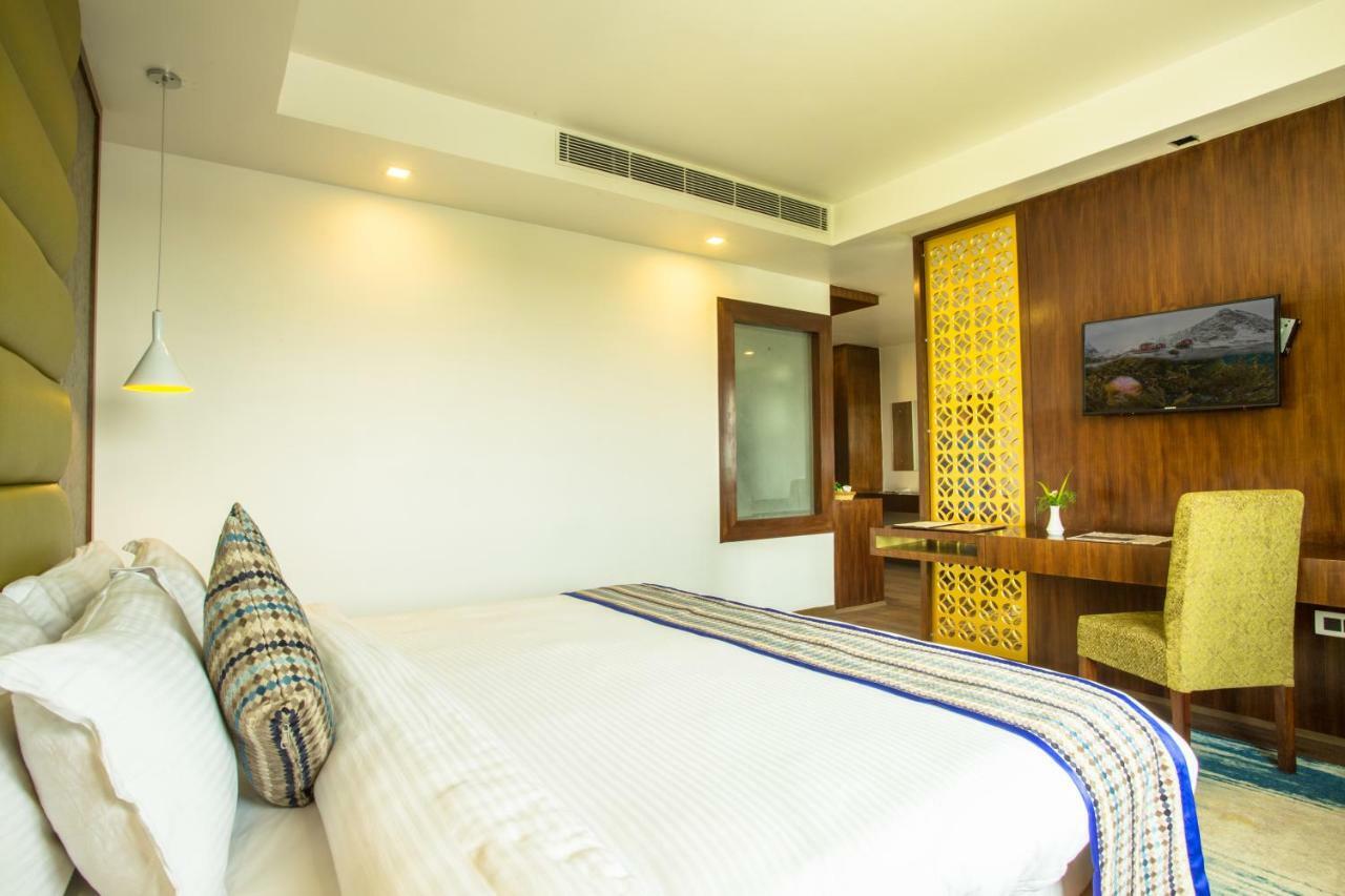Hotel Siddhartha, Nepalgunj Exterior photo